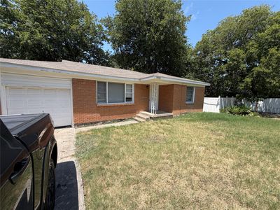 8008 Wyatt Dr