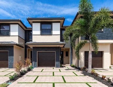 15842 NW 91st Ave #15842