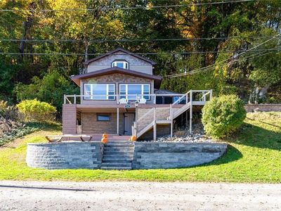 266 Bay Front Ln S