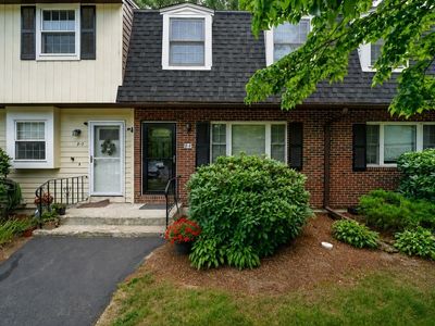 8 Treetop Ln #4