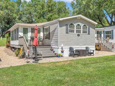1611 Stern St #11