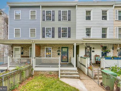 3540 Roland Ave
