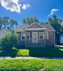 8676 Jewett Ave