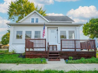 108 E Main St