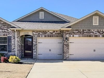 22784 Regent Dr