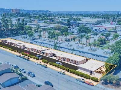 275-99 S Mollison Ave