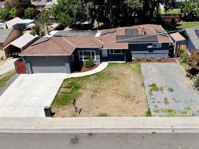 4817 Cosmos Dr
