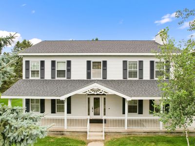 604 Pine Needle Dr