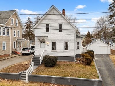 201 Keith Avenue Ext