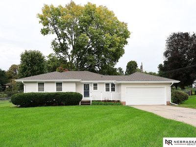 9820 Poppleton Ave