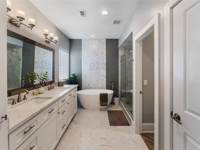 1822 McIlhenny St #A