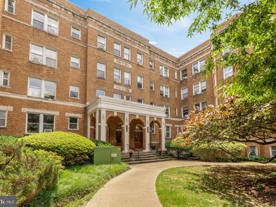 1820 Clydesdale Pl NW APT 205