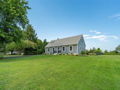 1030 Horseshoe Drive