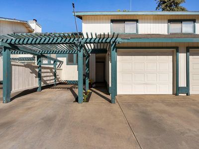 1123 S Pinkham Street