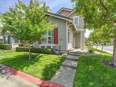 3102 Poseidon Ln