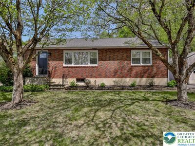 844 Gilly Ave