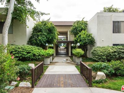 Property at 23515 Lyons Ave Unit S9, Santa Clarita, CA
