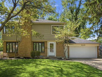 3115 Lenox Dr