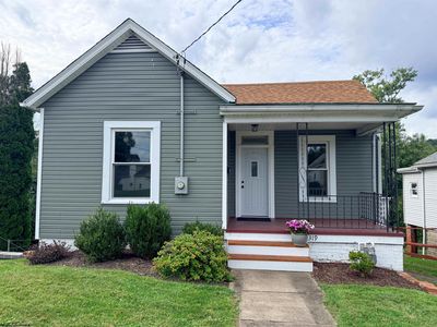 319 Davis St