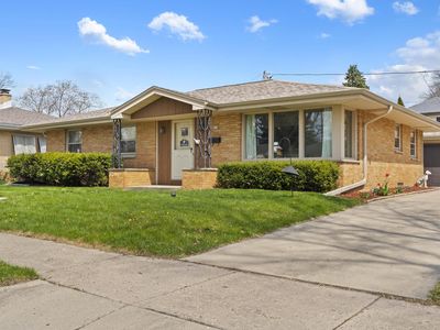 814 South 88th STREET
