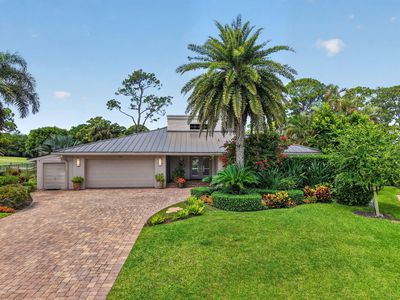 706 Foxpointe Circle