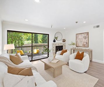 2211 Latham St APT 122