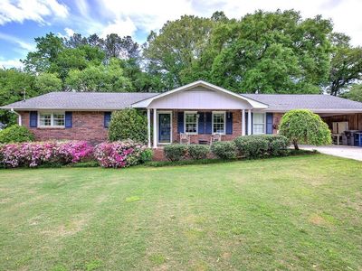 Property at 27 Oakdale Dr, Cartersville, GA