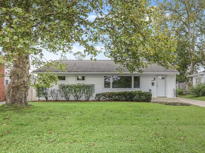 2722 Woodstock Rd