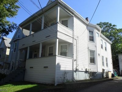 15 Caroline Ave