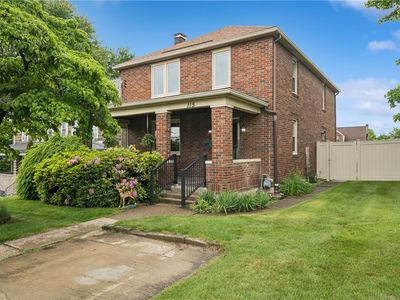 115 Locust St