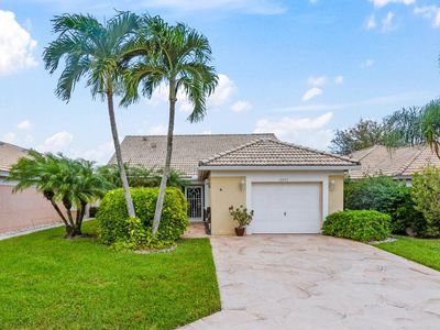 13003 Hampton Lakes Circle