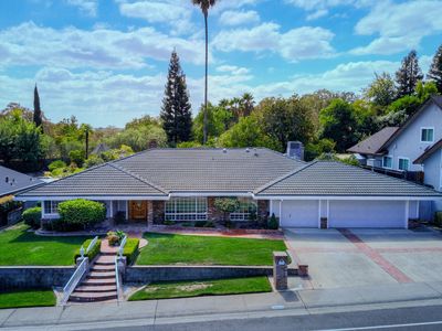 9260 Winding Oak Dr