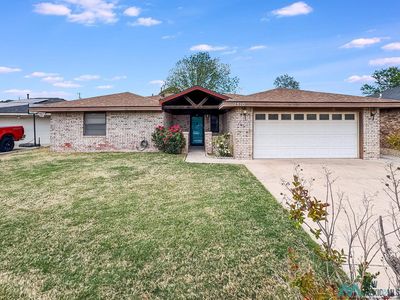 1510 W Caprock St
