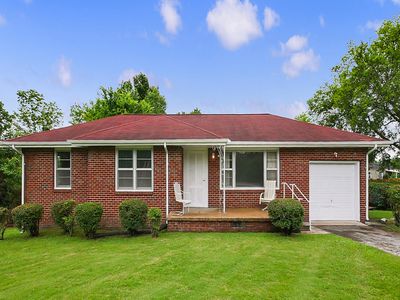 3776 Premium Dr