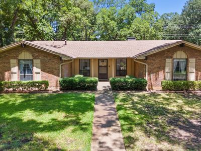 1611 Phyllis Ct