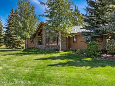 100 E Sandreed Rd