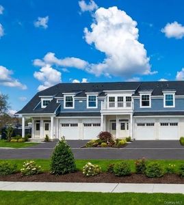 605 Bay View Circle #5