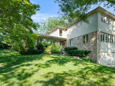 559 Hillside Dr