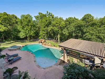 14201 Little Hickory