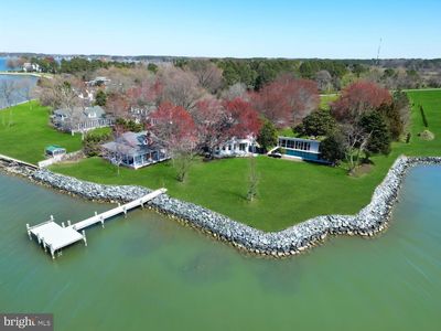 1002 Wades Farm Ln