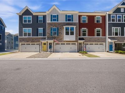 1719 Ark Royal Rd