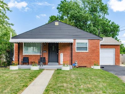 2858 Fairwood Ave