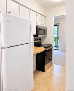 30028 W Twelve Mile Rd Unit 32