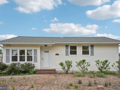 120 E Rutherford Dr