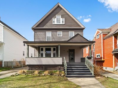 1362 W 61st St