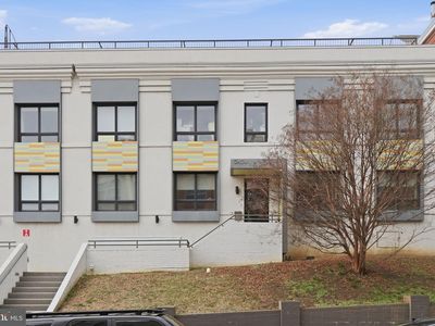 2424 17th St NW #104