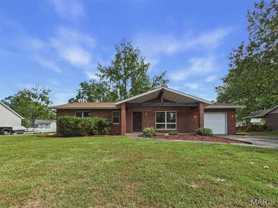 Property at 116 Mark Trail Dr, Glen Carbon, IL