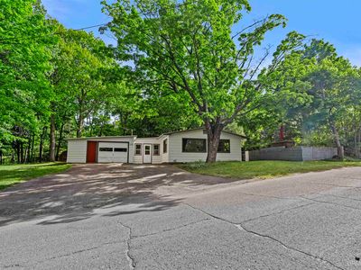 115 Calverley Ave