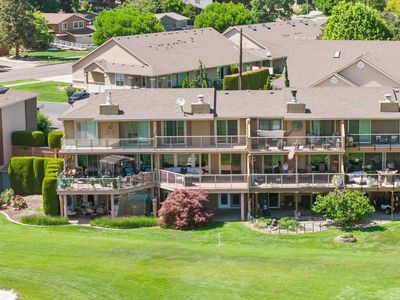 345 Greenbrook Pl