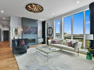 566 Columbus Ave #605